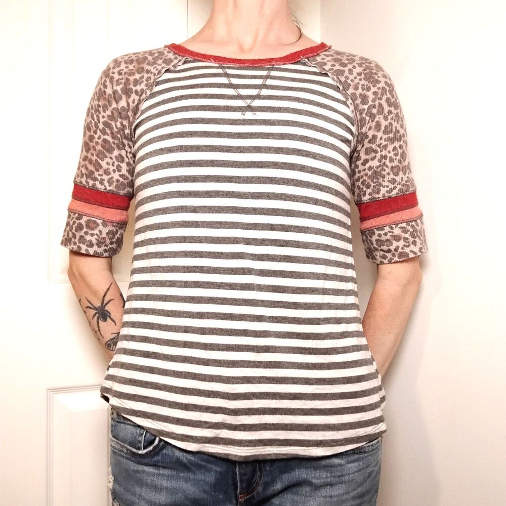 Jolt Leopard Print Striped Raglan Sleeve Tee Size Small